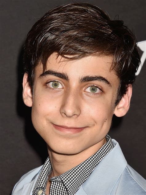 Aidan Gallagher Biography Height And Life Story Super Stars Bio
