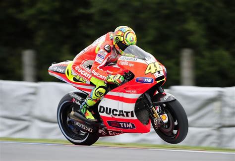 220mph Motogp Bikes Not Dangerously Fast Say Rossi And