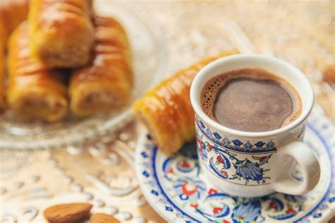türk kahvesinin yanına ne gider 15 lezzetli İkramlık bi kahve arası