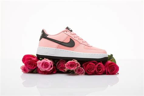 Valentine's day is just days away and this nike air force 1 '07 celebrates the holiday of love in style. Saint Valentine's Day Nike Air Force 1 GS in Bleached ...