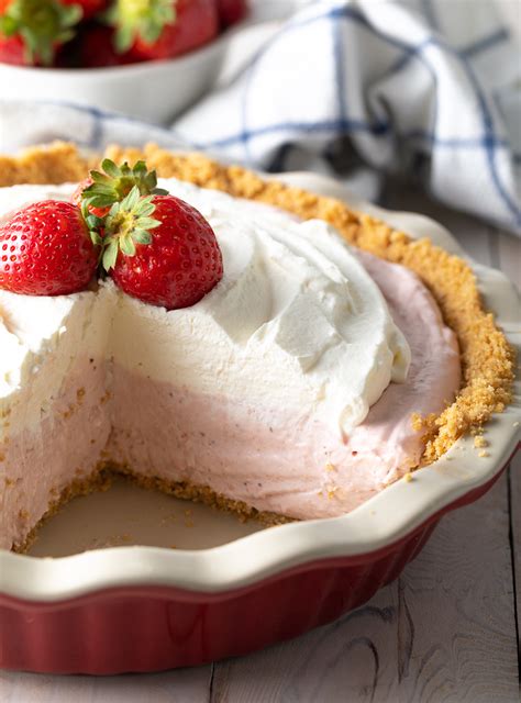 Fluffy No Bake Strawberry Cream Pie A Spicy Perspective