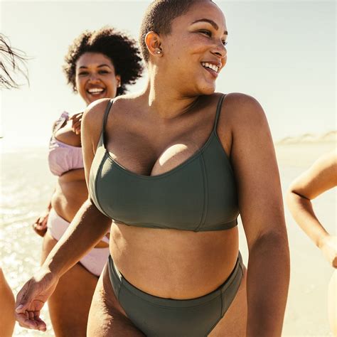 Bikini für große Brüste schönsten Styles für den Sommer COSMOPOLITAN