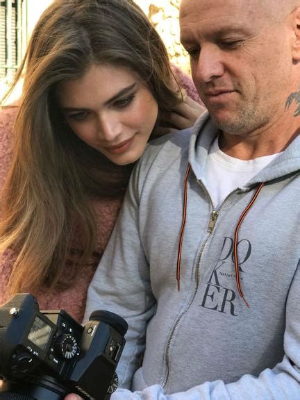 Modelo Brasileira Trans Valentina Sampaio Fotografa Em Mônaco Para