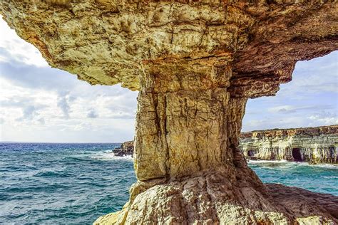 Online Crop Hd Wallpaper Sea Caves Nature Geological Formation