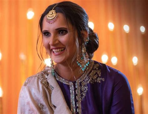 Check Out The Stunning Photos From Sania Mirzas Sister Anams Marriage