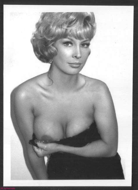 Barbara Eden Nude Naughty Genie Reveals Her Boobs 37 Pics Free Hot