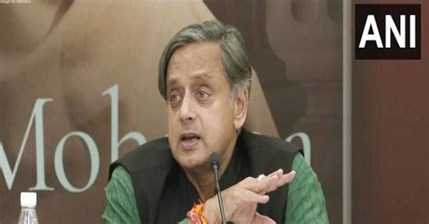 Disgraceful Congress Mp Shashi Tharoor Demands Resignation Of Mayor Arya Rajendran