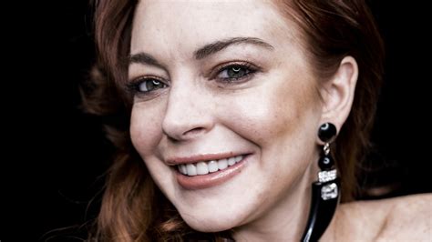 The Truth About Lindsay Lohan S Relationship With Her Mother Dina Lohan