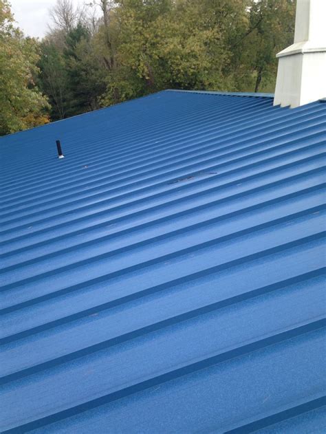 Blue Standing Seam Metal Roofing Love It Standing Seam Blue Roof