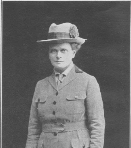 Elsi Inglis Elsie Maud Inglis Prva žena koja je dobila najviše srpsko odlikovanje