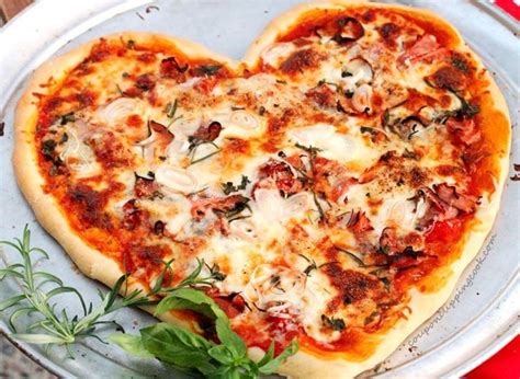 Lovepik provides 29000+ heart shaped pizza photos in hd resolution that updates everyday, you can free download for both personal and commerical use. Heart Shaped Pizza 3-Ways | Coupon Clipping Cook®