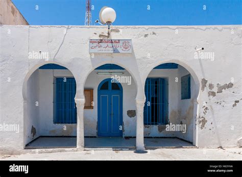 Traditional Arabic Building In Houmt Souk Djerba Tunisia Stock Photo Alamy