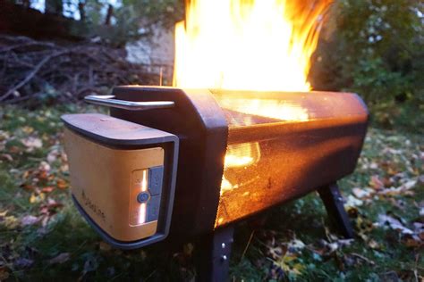 Similar to the dakota fire pit, the rocket stove creates a clean. Rechargeable 'Smokeless' Fire: BioLite FirePit First Look ...