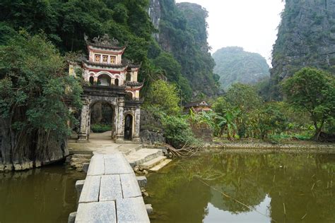 A Guide To The 8 Unesco World Heritage Sites In Vietnam Inspired By Maps