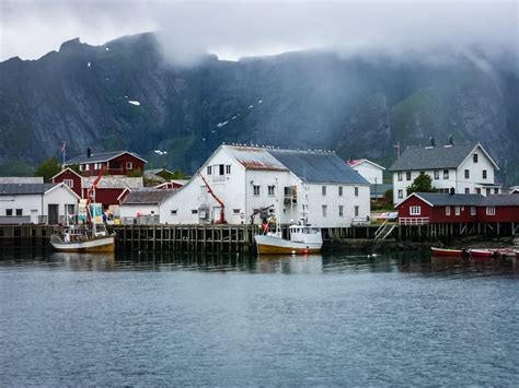 Village On Fjord With A Pier In Norway Stock Afbeelding Image Of