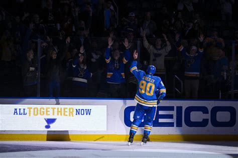 Toronto Maple Leafs Acquire Ryan Oreilly In Three Team Trade Bvm Sports