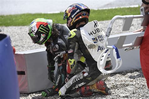 Motogp Accident An Oil Spill Caused More Than 13 Riders To Crash On
