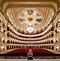 Ukraine Traveler - Kiev, Theater of opera and ballet
