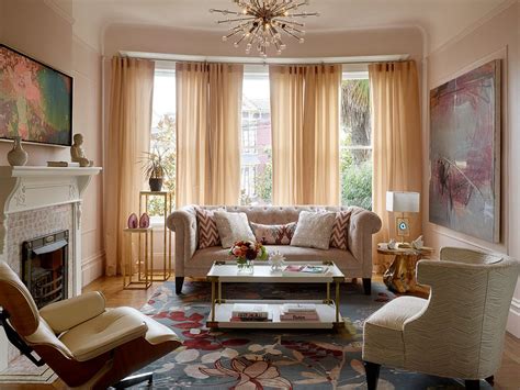 How To Choose A Suitable Curtain To Add Charm To Your Living Room