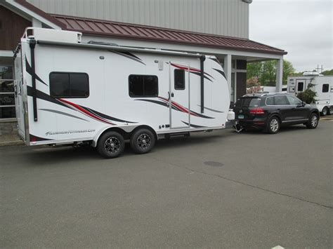Custom Living Quarter Trailers And Toy Haulers The Trailer Depot