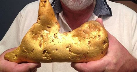 Found via metal detector in a cornfield where a house used to be in the around the 1940's. Pix Grove: Man Finds Gold Nugget in Australia