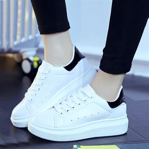 2018 White Casual Shoes Sneakers Retro Shoes Women Fashion Brand