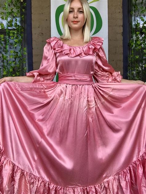 Vintage 1970s Bubblegum Pink Princess Dress Bishop Balloon Etsy