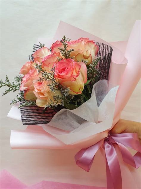 Lovely Pink Tip Roses Bellaa Florist Singapore