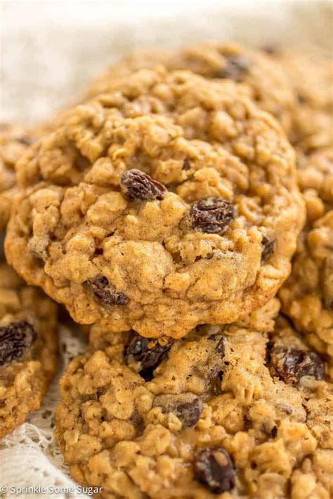 While there is no shortage of oatmeal cookie recipes out there, we love these in particular because they strike the perfect balance of crispiness and chewiness. Irish Raisin Cookies R Ed Cipe - Levain Bakery Oatmeal ...