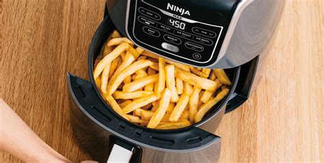 This design is an alternative to some other top 10 air fryers, such as the holsem air fryer with its comfortable touch buttons. 10 Best Air Fryers to Buy in 2020 - Top Rated Air Fryers