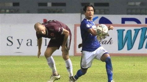 Fakta Fakta Persib Bandung Tampil Tumpul Vs PSM Gol Dicetak Oleh Bek