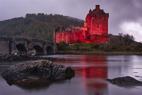 Eilean Donan Castle Poppy Illuminations Eilean Donan Castl Flickr