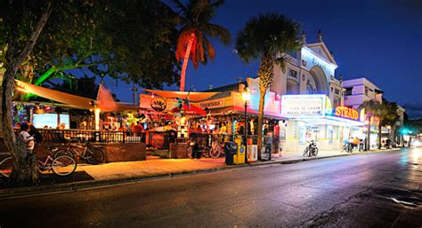 Key West’s Infamous Duval Crawl | TropixTraveler