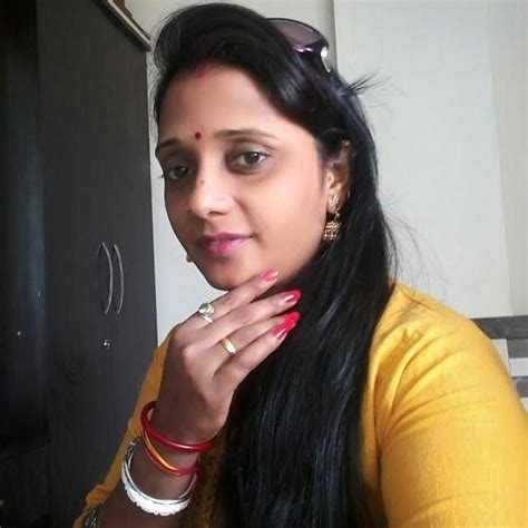 Desi Indian Bhabhi Beauty Face Women Beauty Face Beauty Full Girl