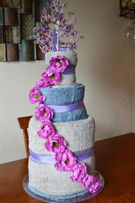 Too Many Crafts Too Little Time Bridal Shower Ts Towel Cake Tutorial