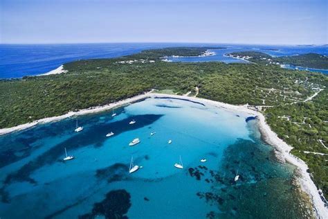Sakarun is one of the most famous beaches in zadar county, located on the northwest coast of the island. SAKARUN BEACH & SUNKEN SHIP SNORKELING, Small Groups - max ...