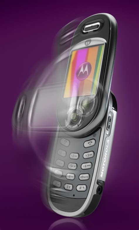 Retromobe Retro Mobile Phones And Other Gadgets Motorola V80 2004