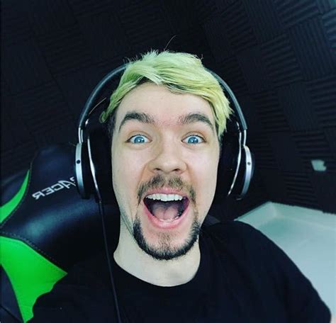 Amatör bilardo oynamaya devam ettikten sonra 2011'de bilardoya başladı ve en. {COMPLETED} Parents (Jacksepticeye x Reader) - Chapter 18 ...