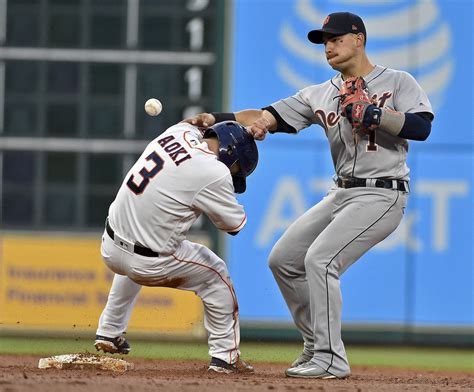 Justin Verlander Struggles As Tigers Fall To Astros In Series Finale