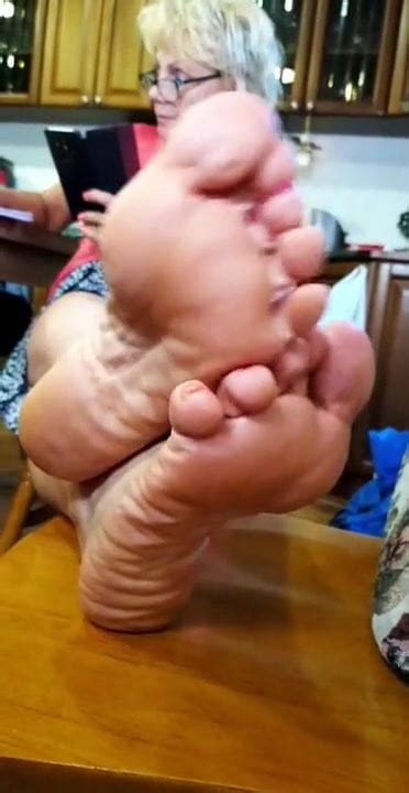 Mature Feet 2 Xhamster
