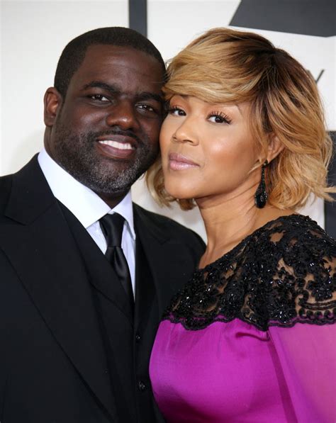 Erica And Warryn Campbell Celebrate 15 Years Of Marriage Photos Praise Cleveland