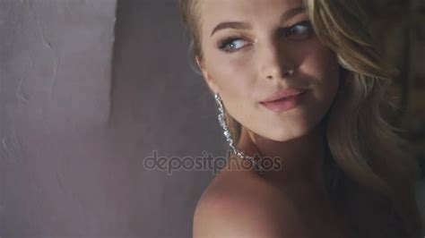 Seductive Pretty Blond Woman — Stock Video © Procinemastock 182293654