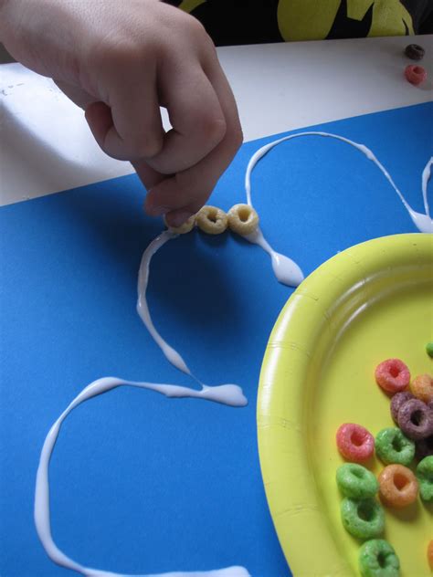 3 Fruity Cheerios Activities No Time For Flash Cards Daycare Crafts