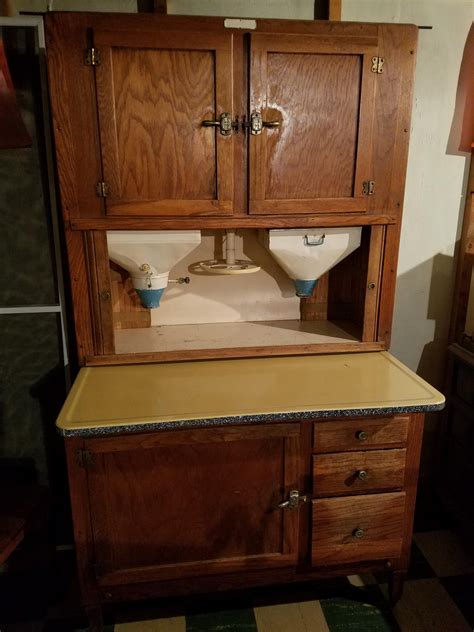 Antique Hoosier Cabinet Instappraisal