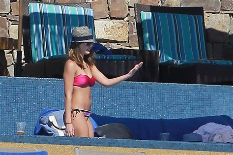 Jessica Alba In Bikini In Cabo San Lucas 2 LACELEBS CO