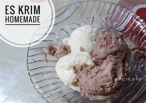 Sudah tahu cara mudah bikin es krim rumahan sendiri? Bikin Crem Buat Es - Es Krim Sederhana Dirumahaja Resep ...
