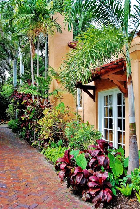 Tropical Landscaping Ideas Front House 10 Awesome Ideas How To Craft