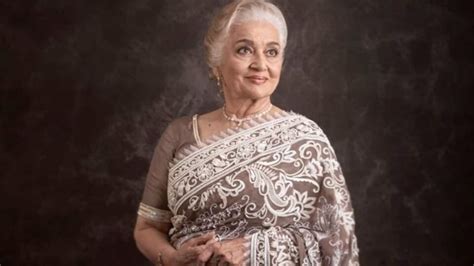 Asha Parekhs Timeless Beauty Shines In Graceful Saree For Indias Best