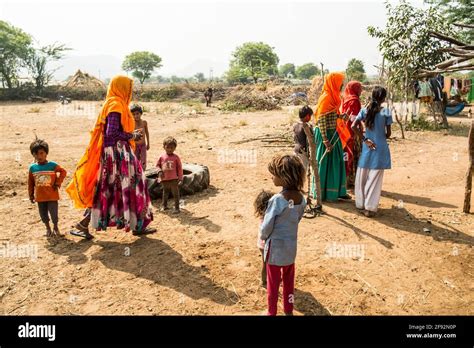 A Rural Settlement Of Mogiya People In Rajasthan India Stock Photo Alamy