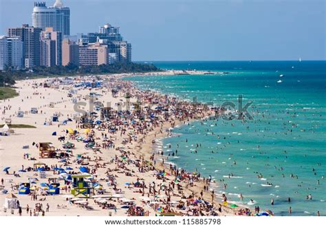 2344 Sunbathing Miami Beach Images Stock Photos And Vectors Shutterstock